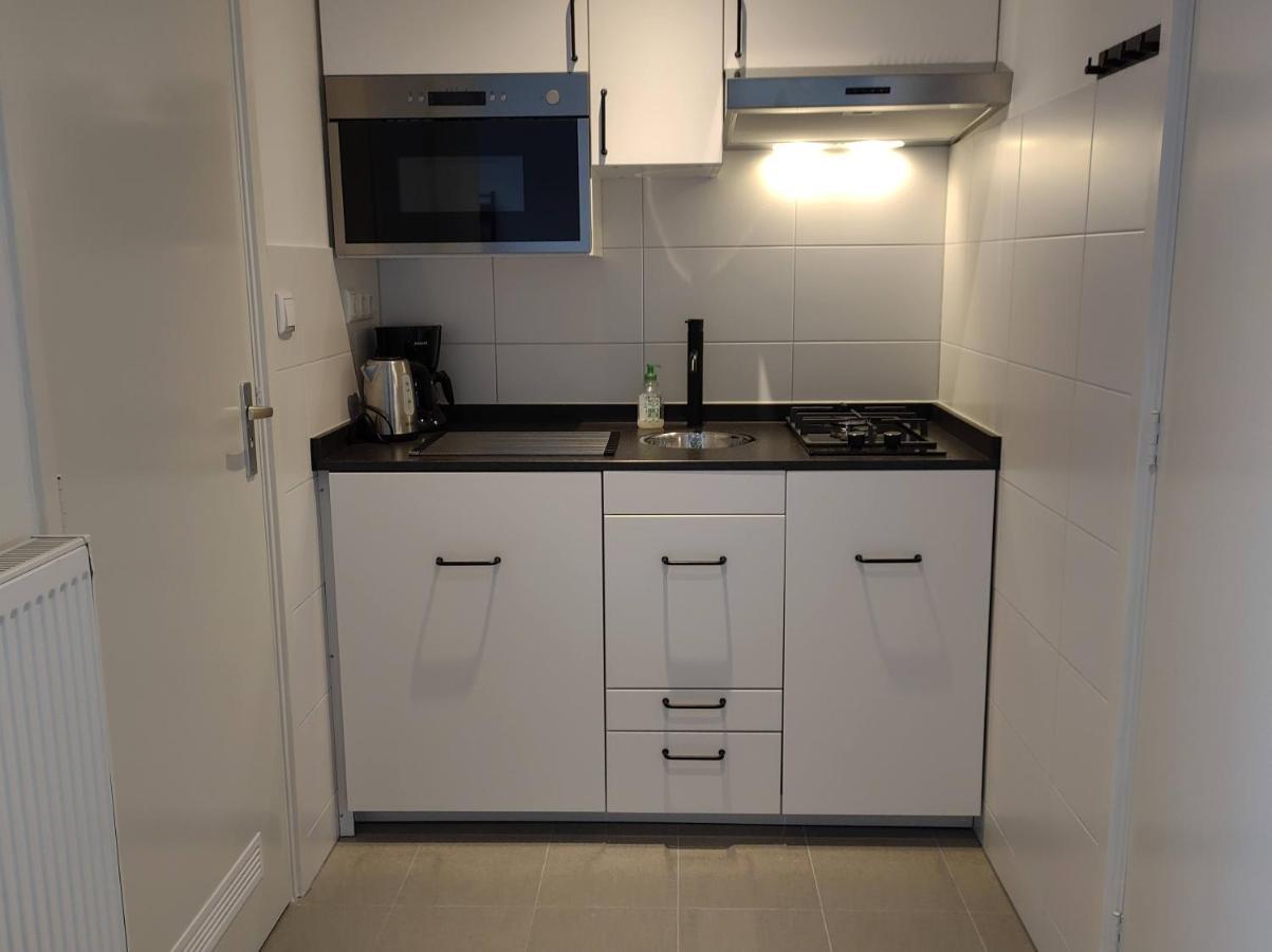 Tiny Studio Batavia Adults Only Bed By The Sea 웨스트카펠라 외부 사진